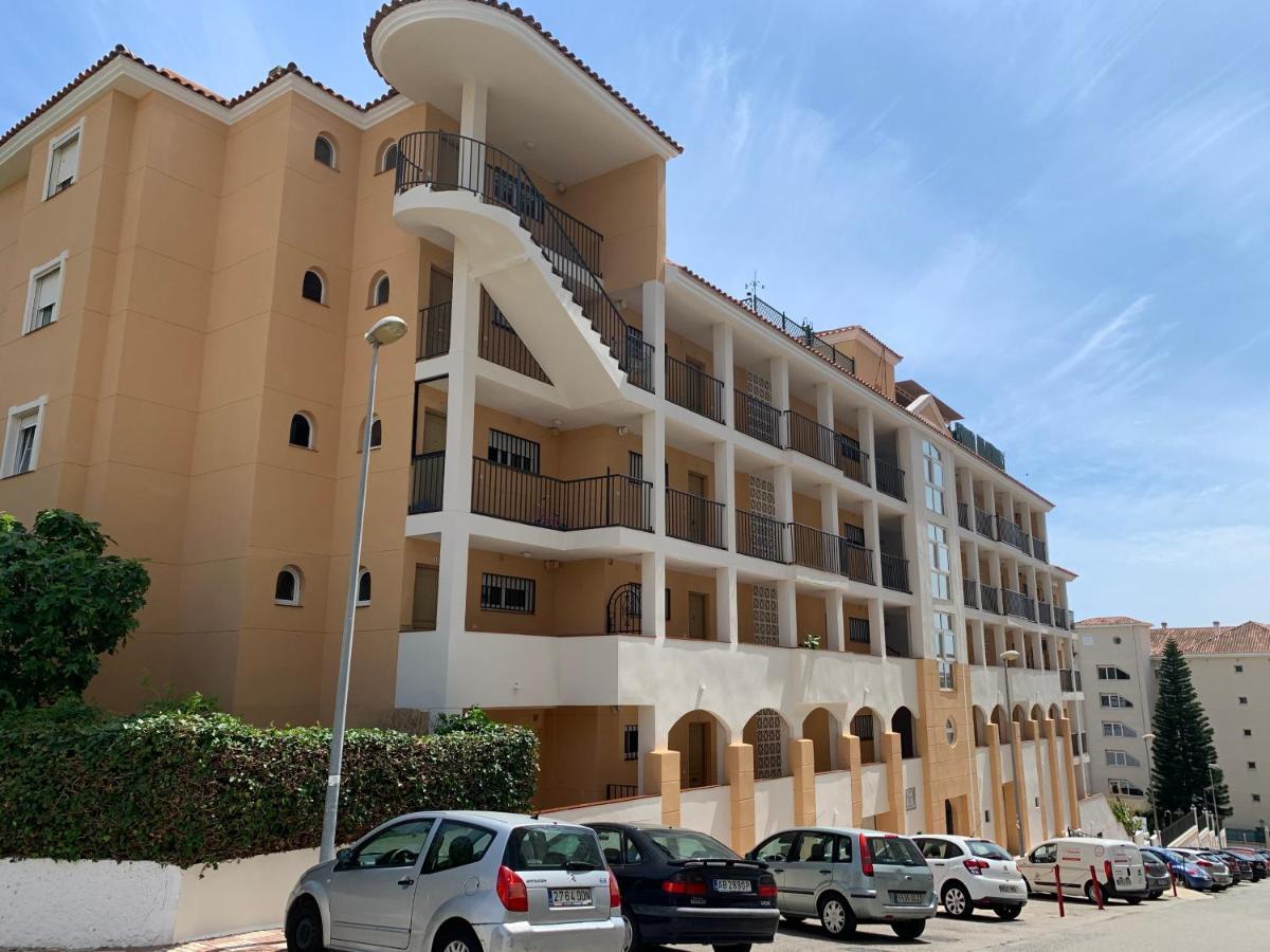 Апартаменти Tulipanes Benalmadena - Parking Privado Екстер'єр фото