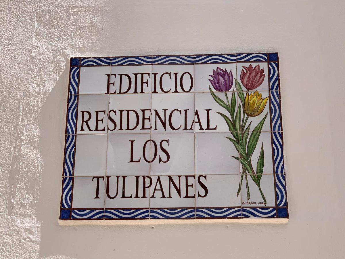 Апартаменти Tulipanes Benalmadena - Parking Privado Екстер'єр фото
