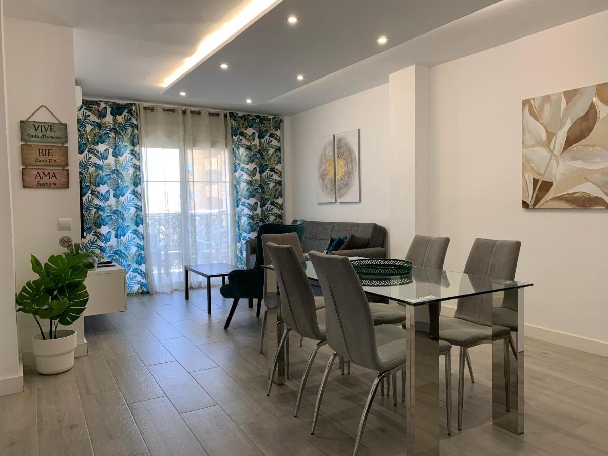 Апартаменти Tulipanes Benalmadena - Parking Privado Екстер'єр фото